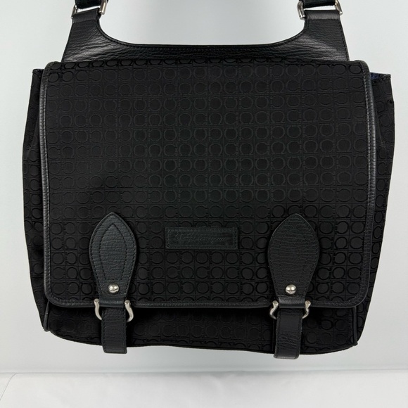 Authentic Salvatore Ferragamo Large Canvas Crossbody Messenger Bag – Black - Picture 2 of 14